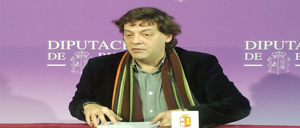 El PP da la razón al PSOE al rectificar la reducción del 15% de la jornada laboral a los trabajadores interinos de la Diputación