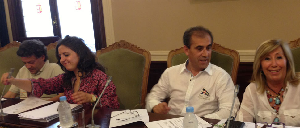 El PSOE arranca el compromiso de la Diputación de trabajar por extender las nuevas tecnologías, la TDT y la cobertura de telefonía móvil a toda la provincia