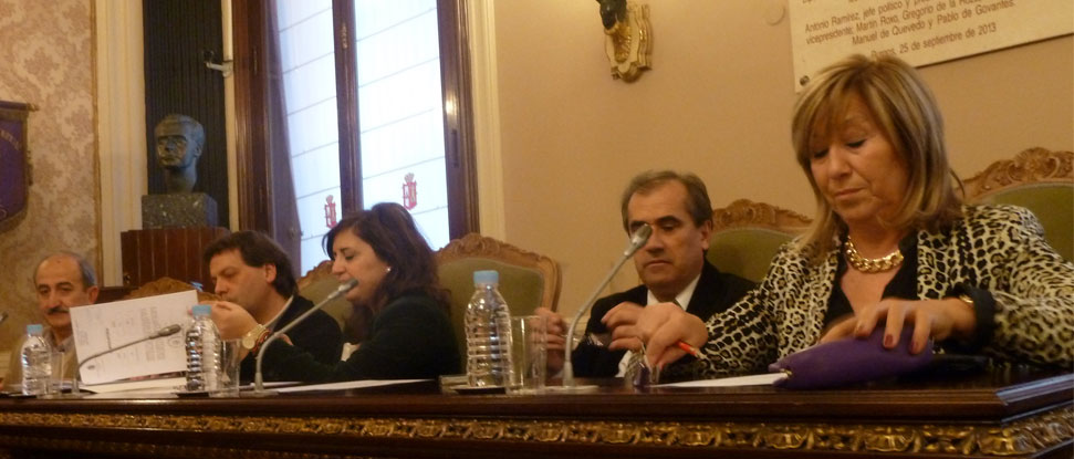 El PSOE defiende el desarrollo industrial de la provincia frente a la negativa de Rico a reivindicarlo ante la Junta y el Ayuntamiento