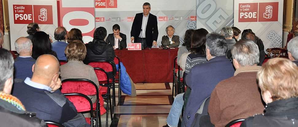 Villarrubia presenta en Burgos "200 propuestas para las personas"