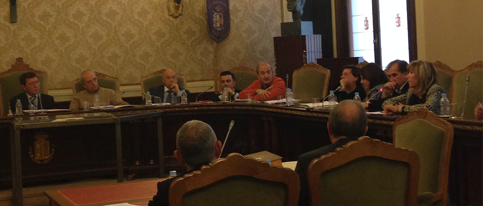 La Diputación aprueba la reducción de los precios de las residencias para los usuarios válidos que propuso el Grupo Socialista