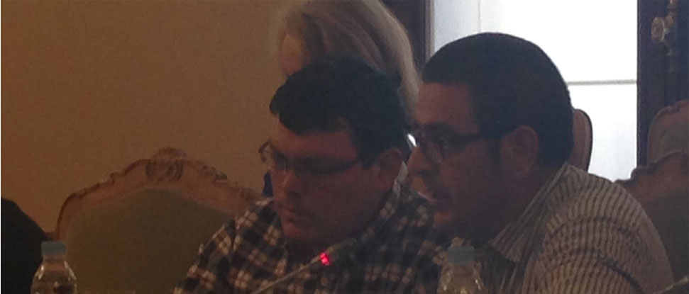 <div>Lezcano traslada a la Comisión de Agricultura de la FRMP la preocupación del PSOE por los 280 millones que el Ministerio debe en la Comunidad</div><div><br /></div>