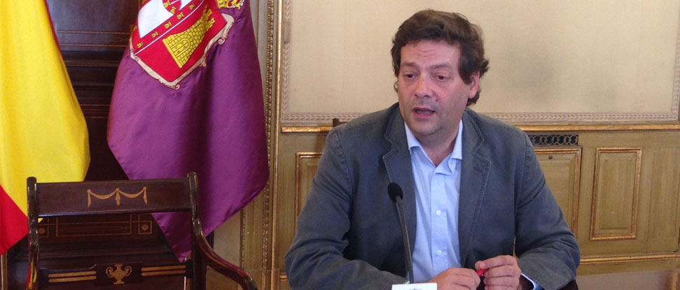 El PSOE pide a la Diputación que descarte el rescate de la concesión de la residencia de San Agustín 