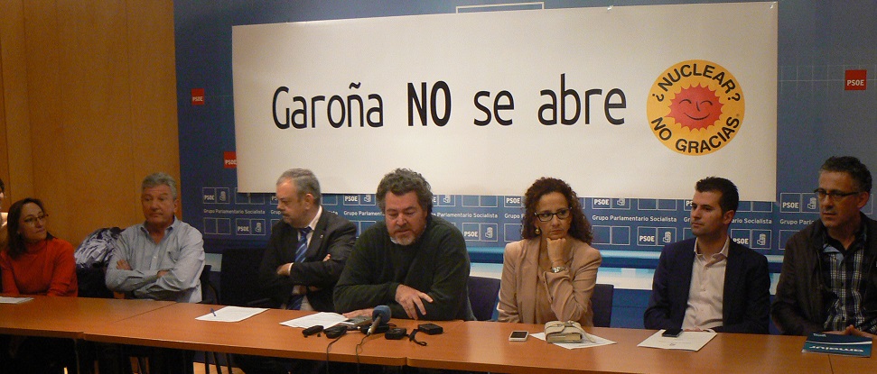 La mayor&iacute;a de los grupos pol&iacute;ticos se suma al pacto socialista para cerrar Garo&ntilde;a