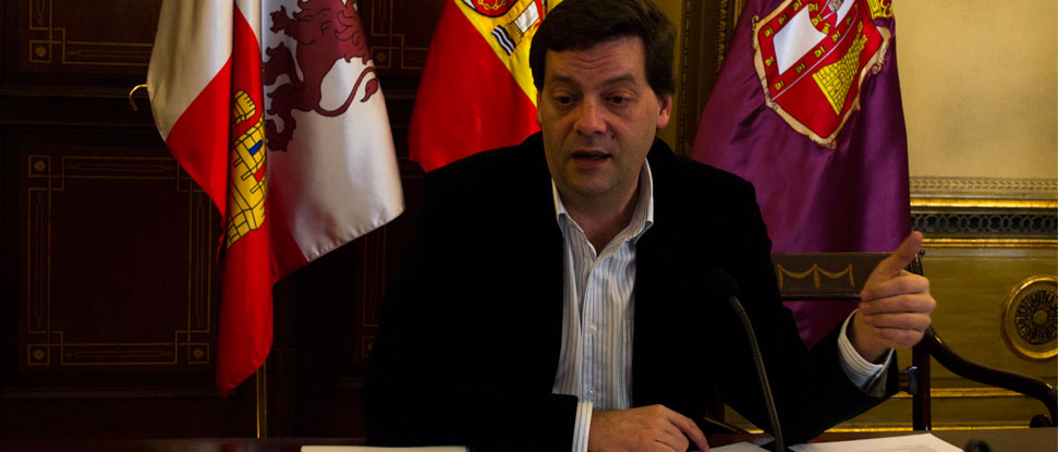 <p>El PSOE critica los argumentos utilizados por la Fiscalía para archivar su denuncia sobre las bolsas de empleo</p>