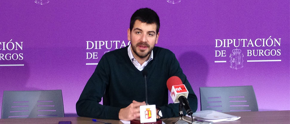 Jurado exige la profesionalización de los parques de bomberos de la provincia