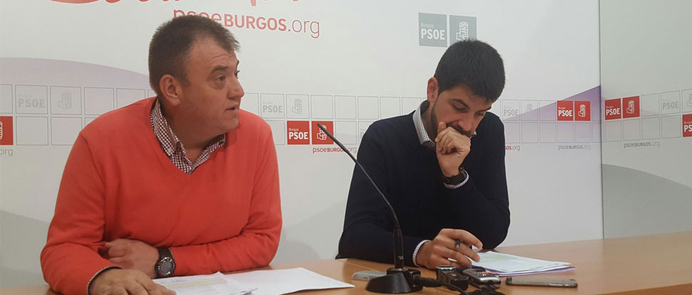 <div>L&oacute;pez de Mendoza denuncia el retraso de un a&ntilde;o y medio en la publicaci&oacute;n en el BOP de los sueldos del equipo de Gobierno</div>