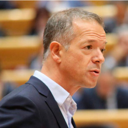 <div>Reclamamos un homenaje del Senado a las v&iacute;ctimas del Franquismo similar al que Garc&iacute;a Escudero realiz&oacute; a los espa&ntilde;oles desaparecidos en la dictadura de Argentina</div>