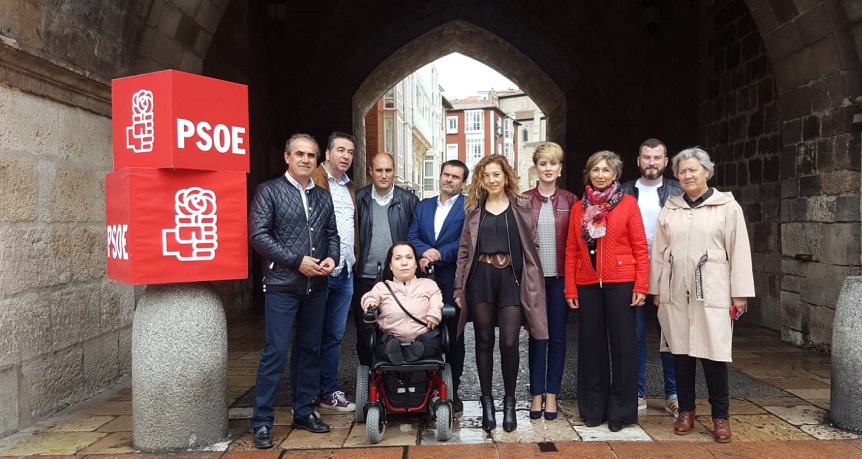 Luis Tudanca, la garant&iacute;a de cambiar del &ldquo;negro al blanco&rdquo; en Castilla y Le&oacute;n