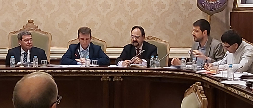 PP, Ciudadanos y Vox dan luz verde a un Presupuesto de la Diputación que ni dinamiza la provincia ni combate la despoblación