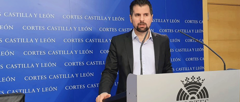 Tudanca dice que estamos ante la &uacute;ltima oportunidad de recuperar a una generaci&oacute;n entera que se ha marchado por la falta de oportunidades
