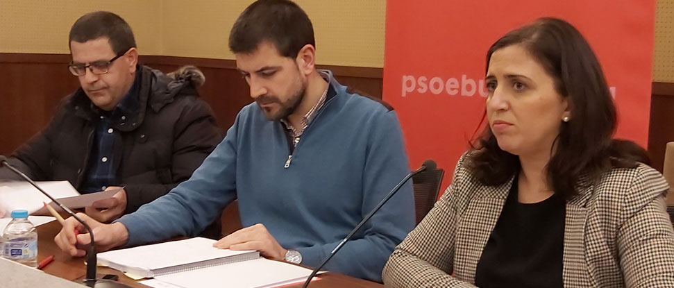 Peña y Jurado reúnen a alcaldes y diputados provinciales para abordar la hoja de ruta de 2022 Peña y Jurado reúnen a alcaldes y diputados provinciales para abordar la hoja de ruta de 2022