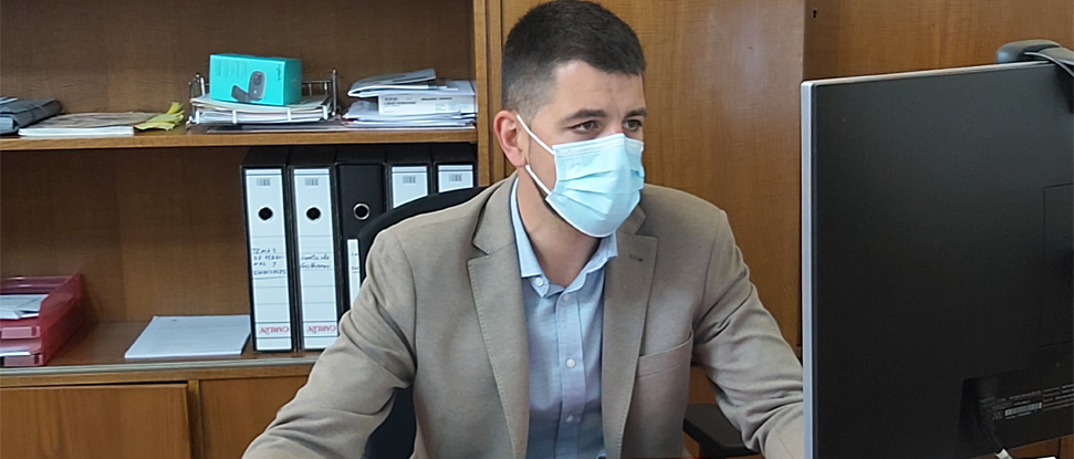 Jurado critica la falta de ambición de las políticas de la Junta en materia de vivienda para fijar población