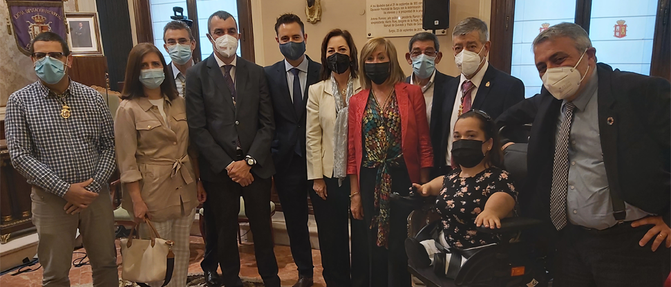 Asistimos a la entrega de la Medalla de Oro de la Provincia