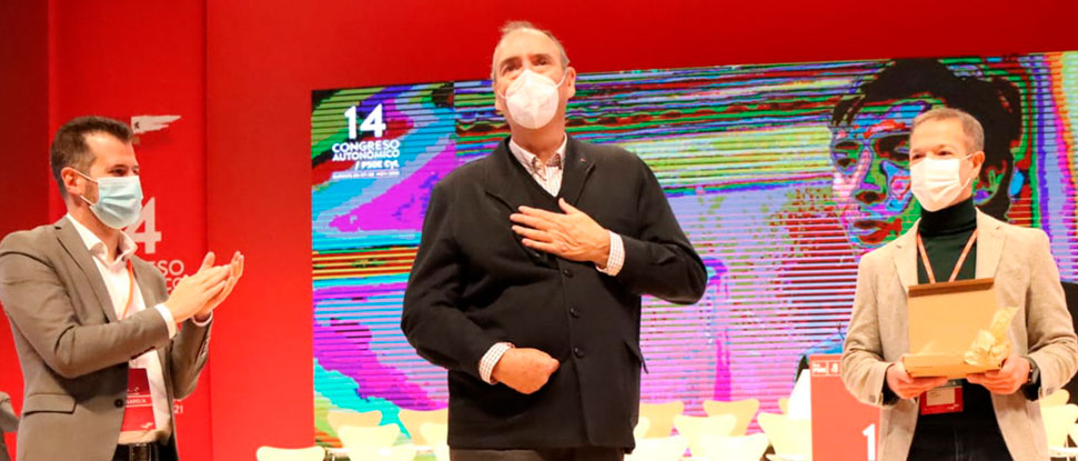 Laborda llama a superar el complejo de inferioridad ideol&oacute;gica y a permanecer atentos a las falsedades pol&iacute;ticas
