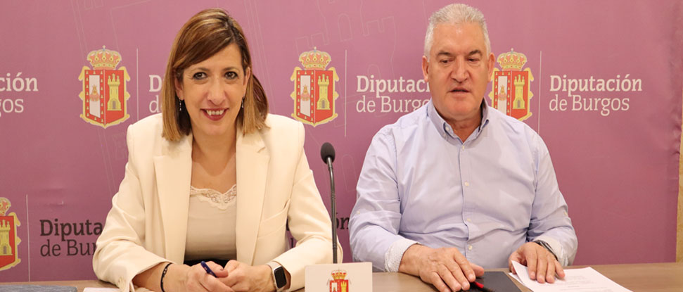 El PSOE defiende la profesionalización de los parques de bomberos y pide a la Diputación que los incluya en la plantilla El PSOE defiende la profesionalización de los parques de bomberos y pide a la Diputación que los incluya en la plantilla